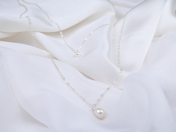 Collier de dos Hermione