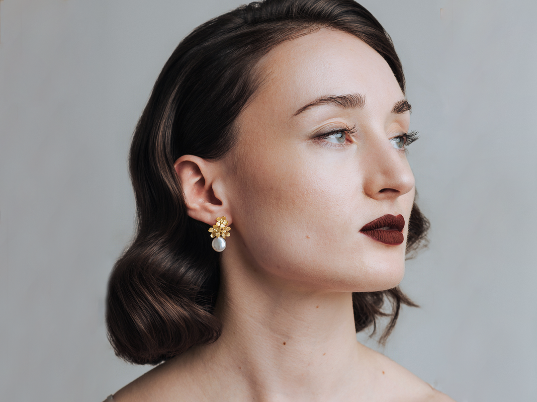 Evelyn - Small Flower Cluster Earrings with freshwater Pearl