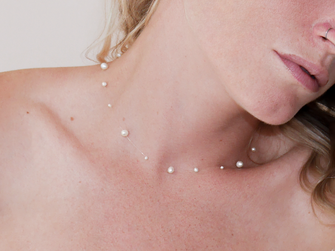 Aimée - Floating Pearl Choker on invisible thread