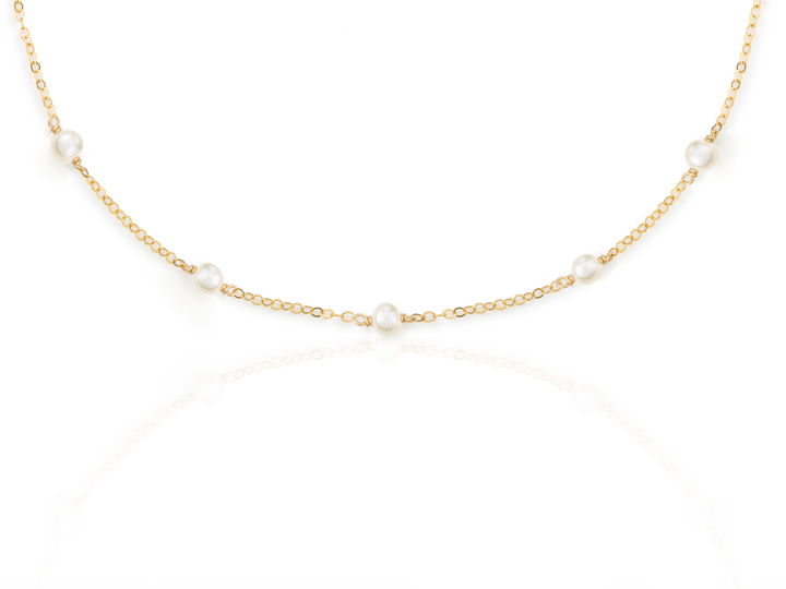 Amber - Round pearl necklace