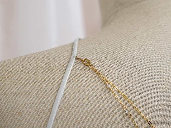 Capucine - Collier de dos à deux rangs avec diamants CZ pour robe de mariée