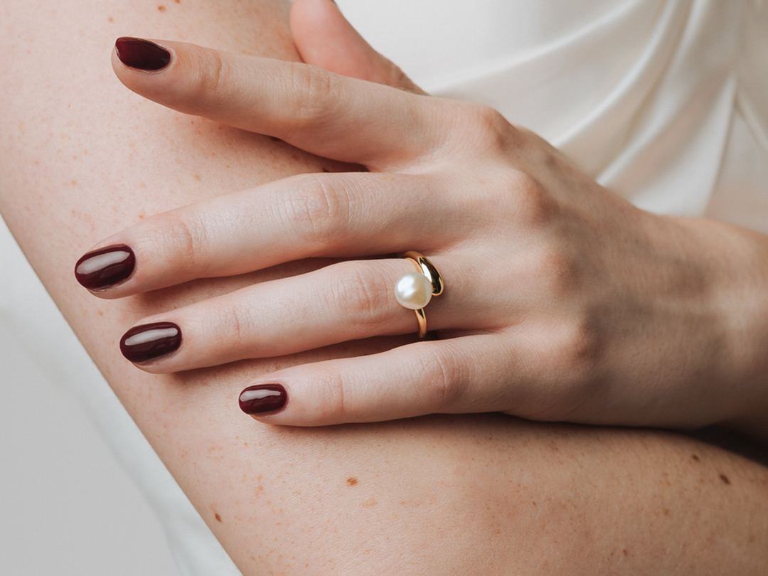Bianca - Elegant Statement Ring with Organic Keshi Pearl – 925 Sterling Silver, Gold Plated or Silver