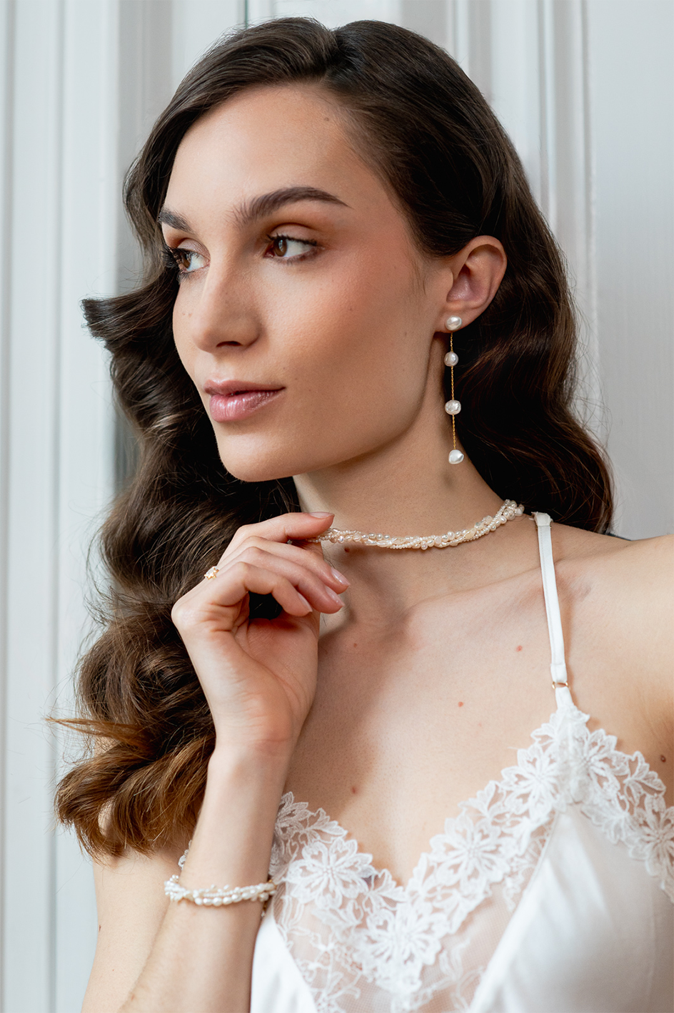 Calliope Petite - Boucles Oreilles longues avec perles irrégulières