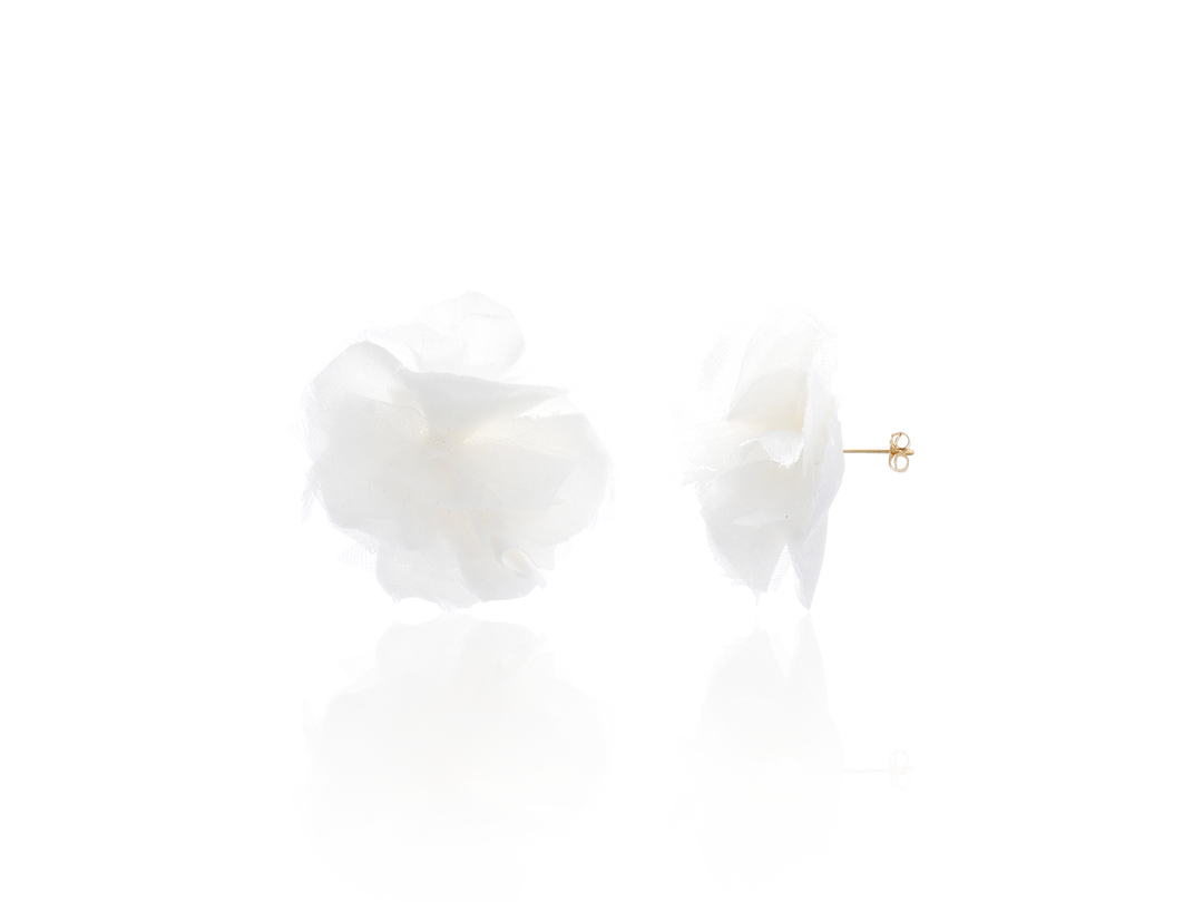 Echte Seidenblumen-Ohrstecker für Bräute – PM Atelier