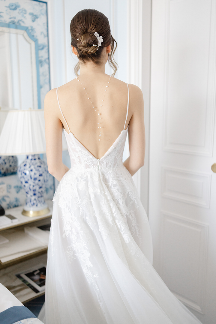 Aimée - Back Necklace with Floating Pearls Bridal