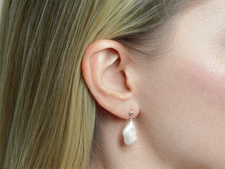 Alyssa - Baroque Pearl Short Drop Earrings