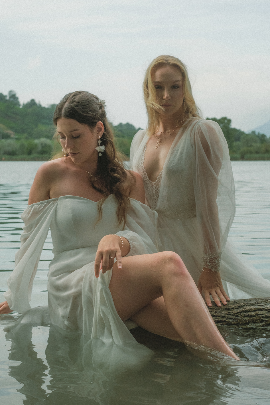 Anna Earrings - Handmade Dangling Earrings for Brides