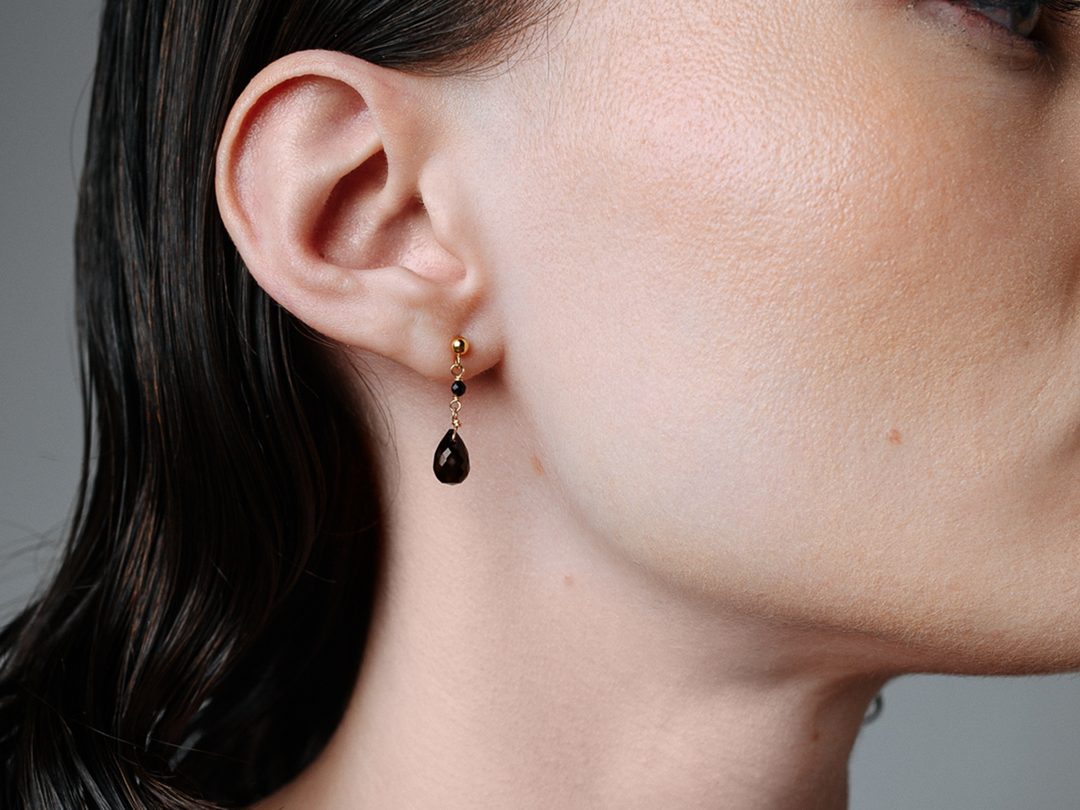 Andrea - Black stone short drop earrings