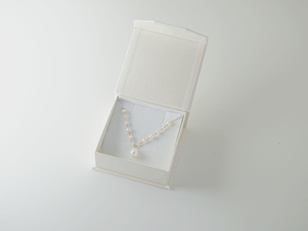 Long earrings, Long necklace box - Premium