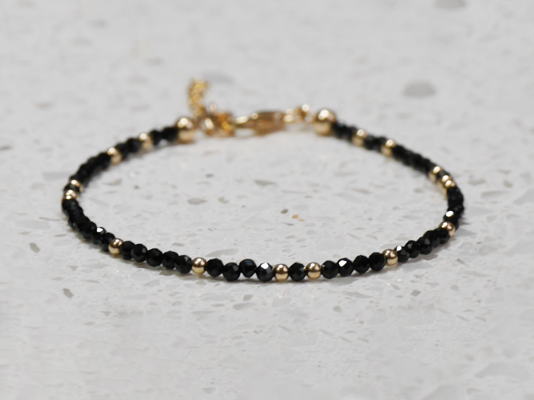 Artemis bracelet - Black spinel